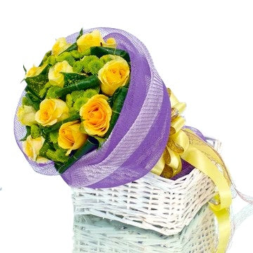 KHB0080 Sunshine | 10 Yellow Roses Bouquet