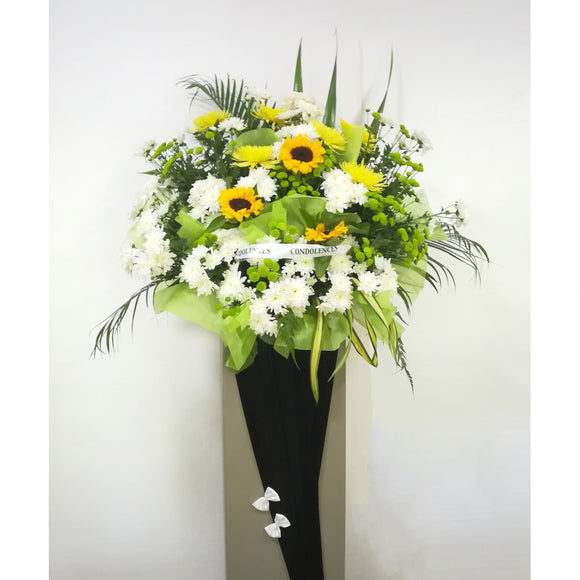 Sunflowers, yellow and white chrysanthemum flowers wreath