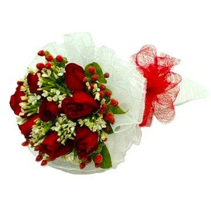 10 red roses with hypericum berries bouquet