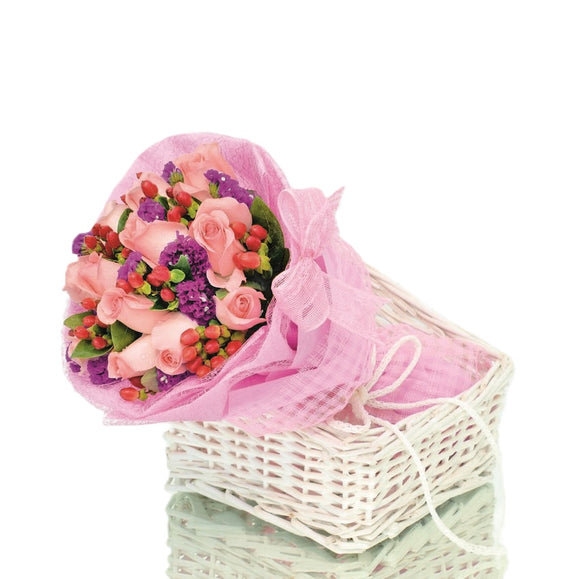 KHB0081 Lullaby | 12 Pink Roses Bouquet